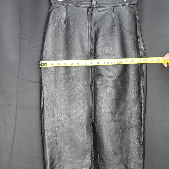 Vintage Black Leather Pencil Skirt - Picture 5 of 7